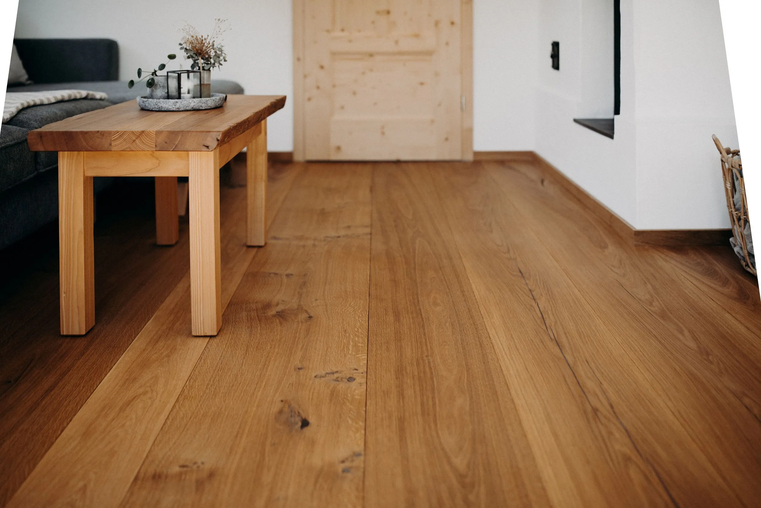 Geyer raumlange Diele Eiche astig